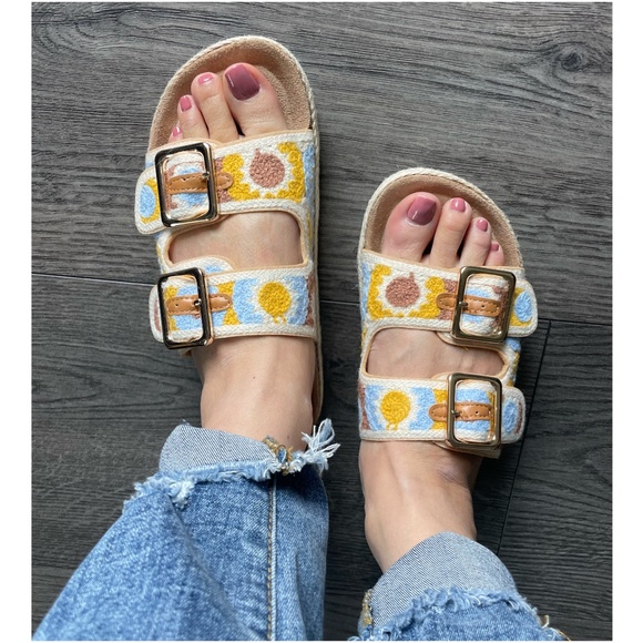 Boho Floral Crochet Buckle Slip on Flat Sandals - Picture 1 of 5